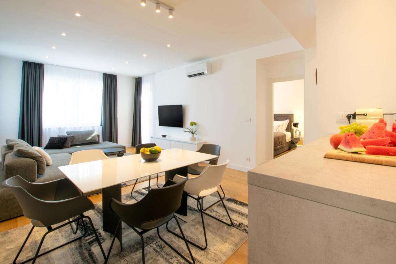 Luxury Mirage *